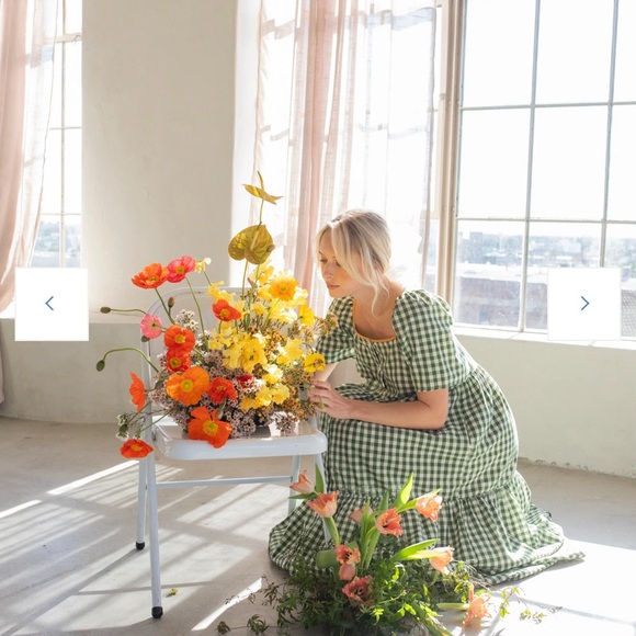 Things Between - Georgia Gingham in Sage Use in good condition size small - Picture 7 of 7